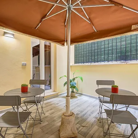 Navona Charme Апартаменты *